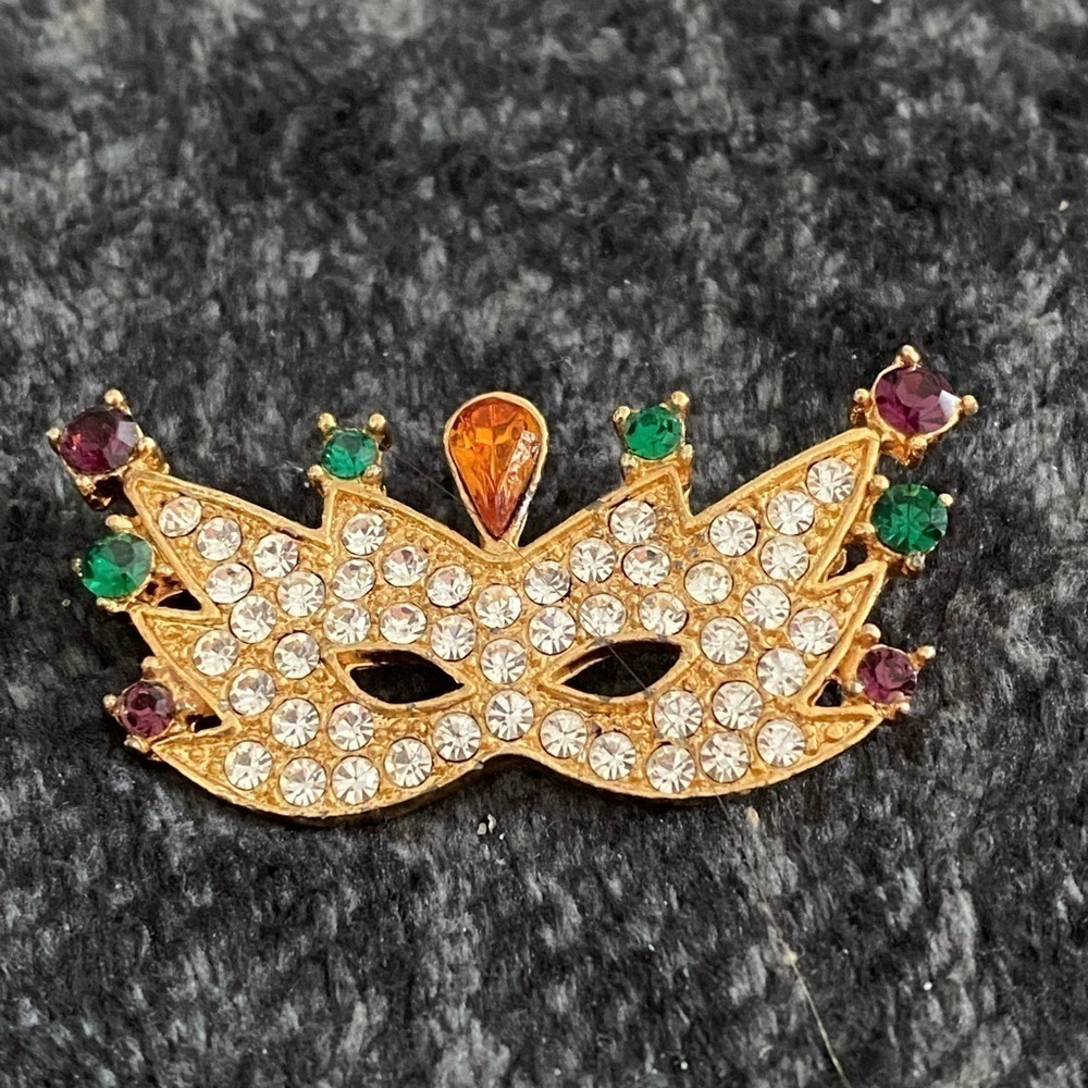 Mask Mardi Gras Brooch Pin Rhinestones Gold Tone